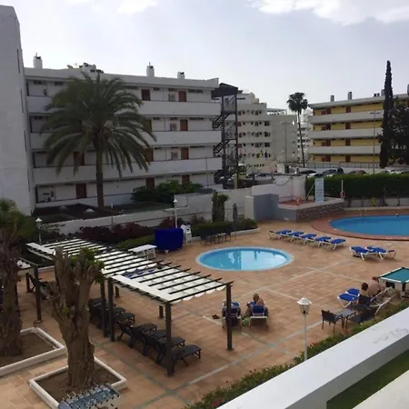 Roomy 2bed/1 Bath-next To The Beach Апартаменты Маспаломас